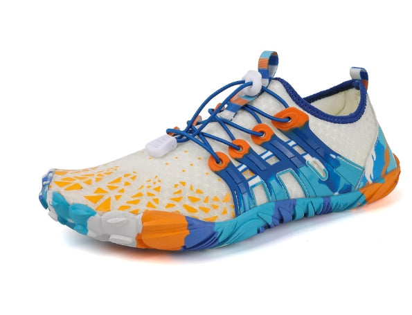 Hiking shoes for men and women